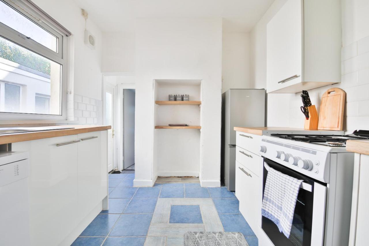 Spacious 3 Bedroom Close To Cardiff City Centre Eksteriør billede